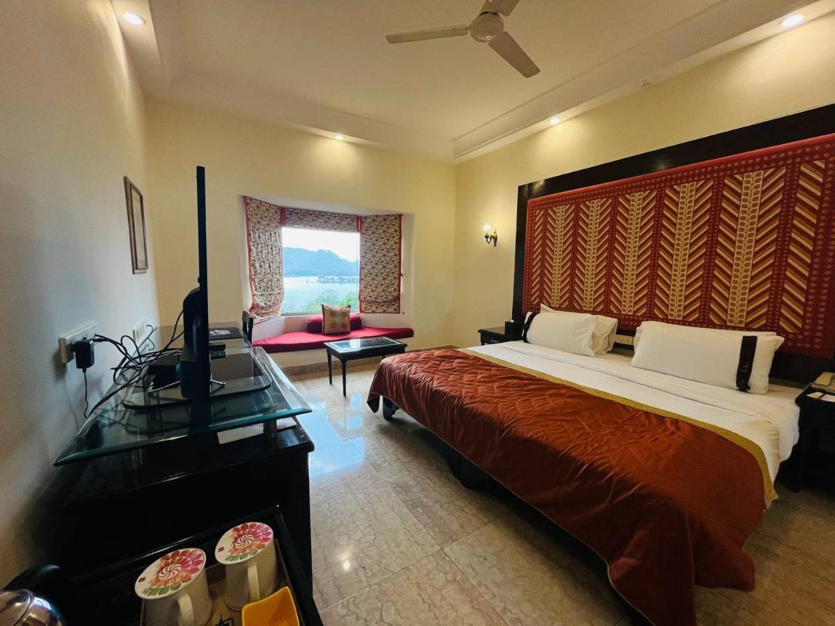 होटल The Lalit Laxmi Palace 5*